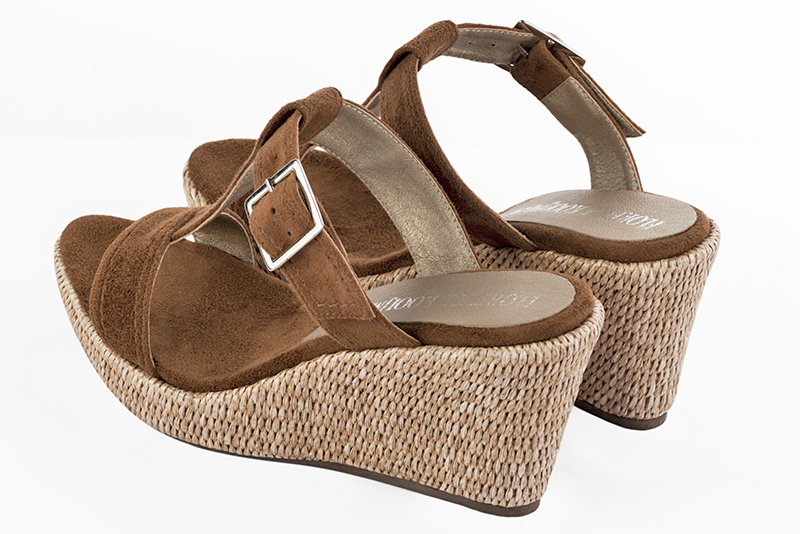 Caramel brown women's fully open mule sandals. Round toe. High wedge soles. Rear view - Florence KOOIJMAN